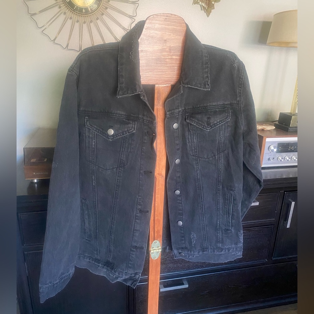 Distressed‎ Denim Jacket